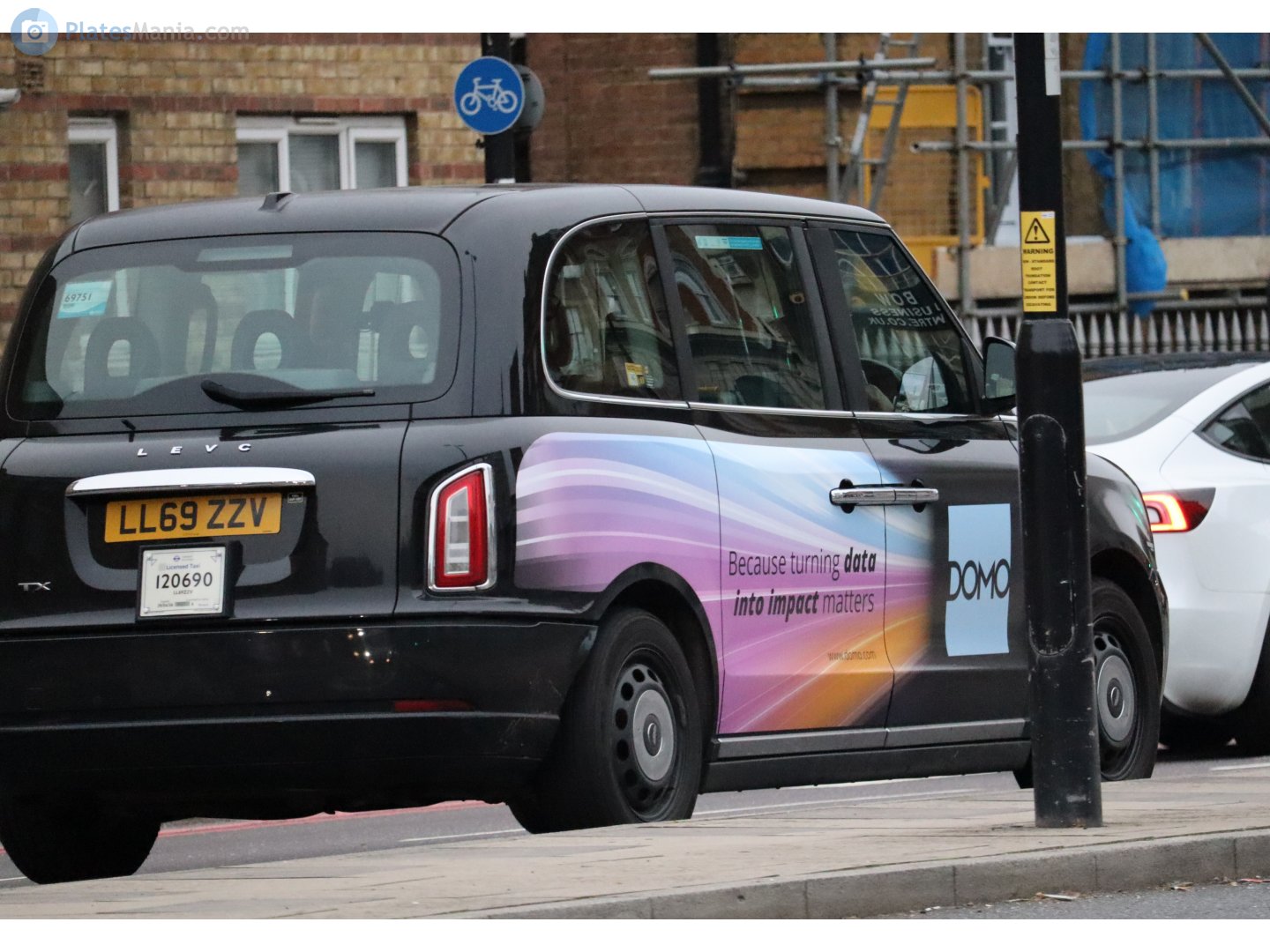 LL69ZZV, LEVC TX 1st gen (HRE), 2018–