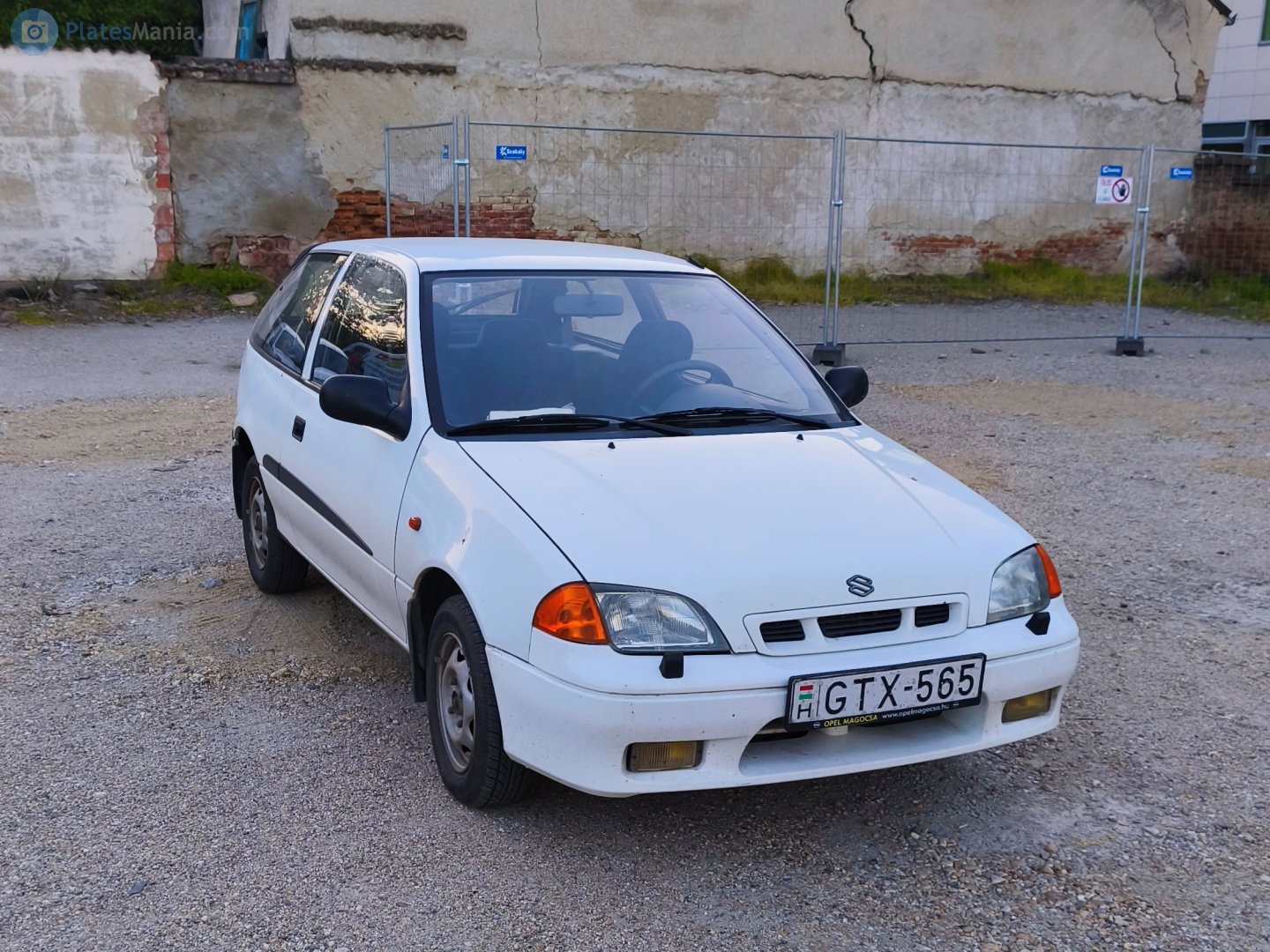 GTX-565, Suzuki Swift 2nd gen 3-door Hatch (SF), facelift, 1996–2004