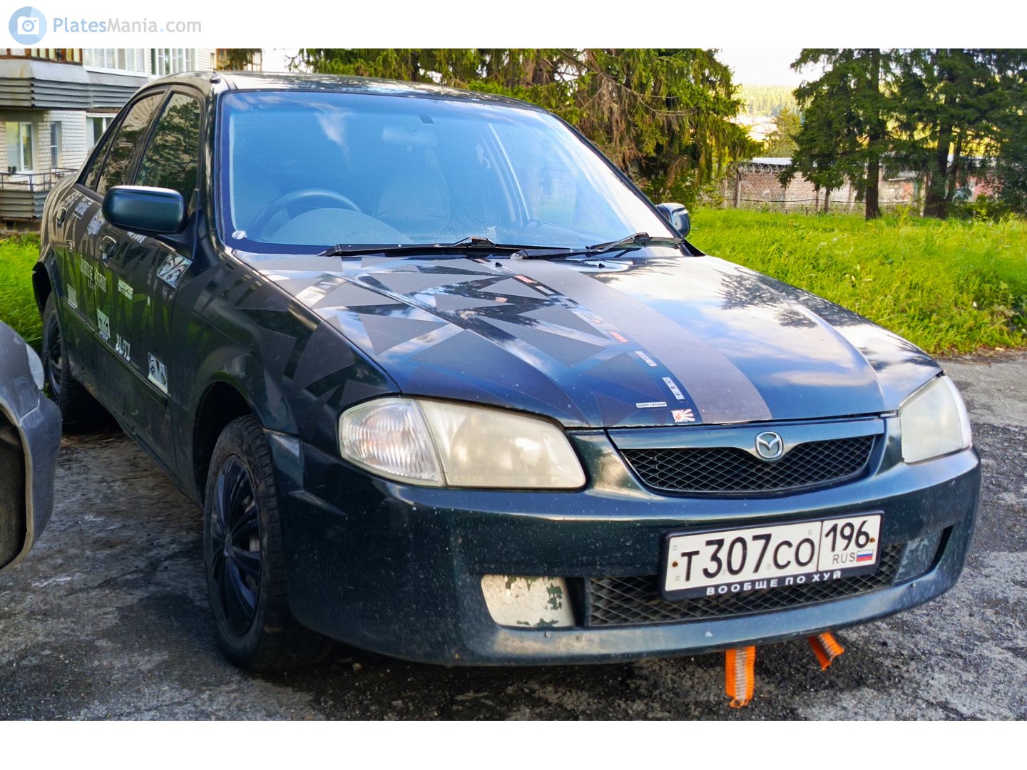 т 307 со 196, Mazda Familia 8th gen Sedan (BH), 1998–2003