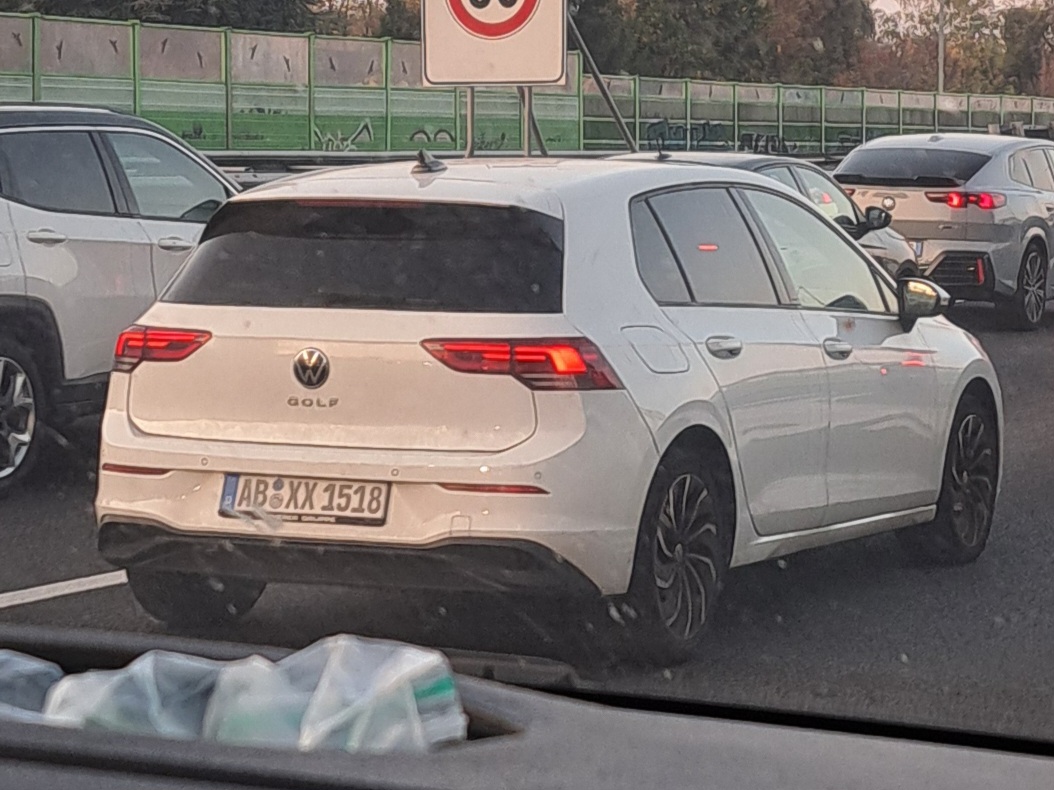 AB XX 1518, Volkswagen Golf 8th gen Hatch (CD1), 2020–