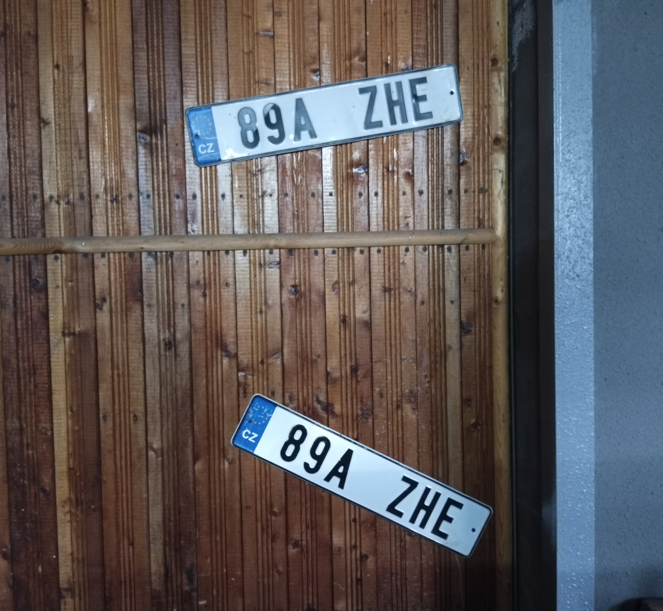 , License plate without vehicle 