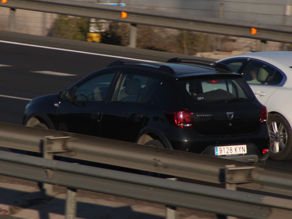 9128 KYN, Dacia Sandero 2nd gen Stepway (B52), facelift, 2016–2020