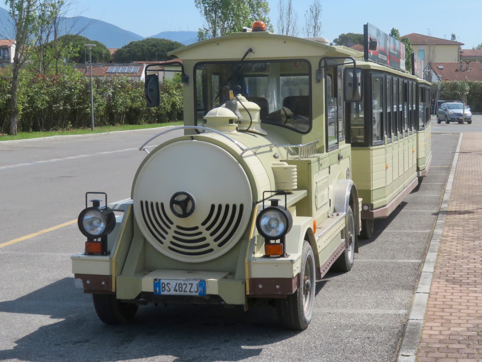 BS 402 ZJ, Dotto Trains 