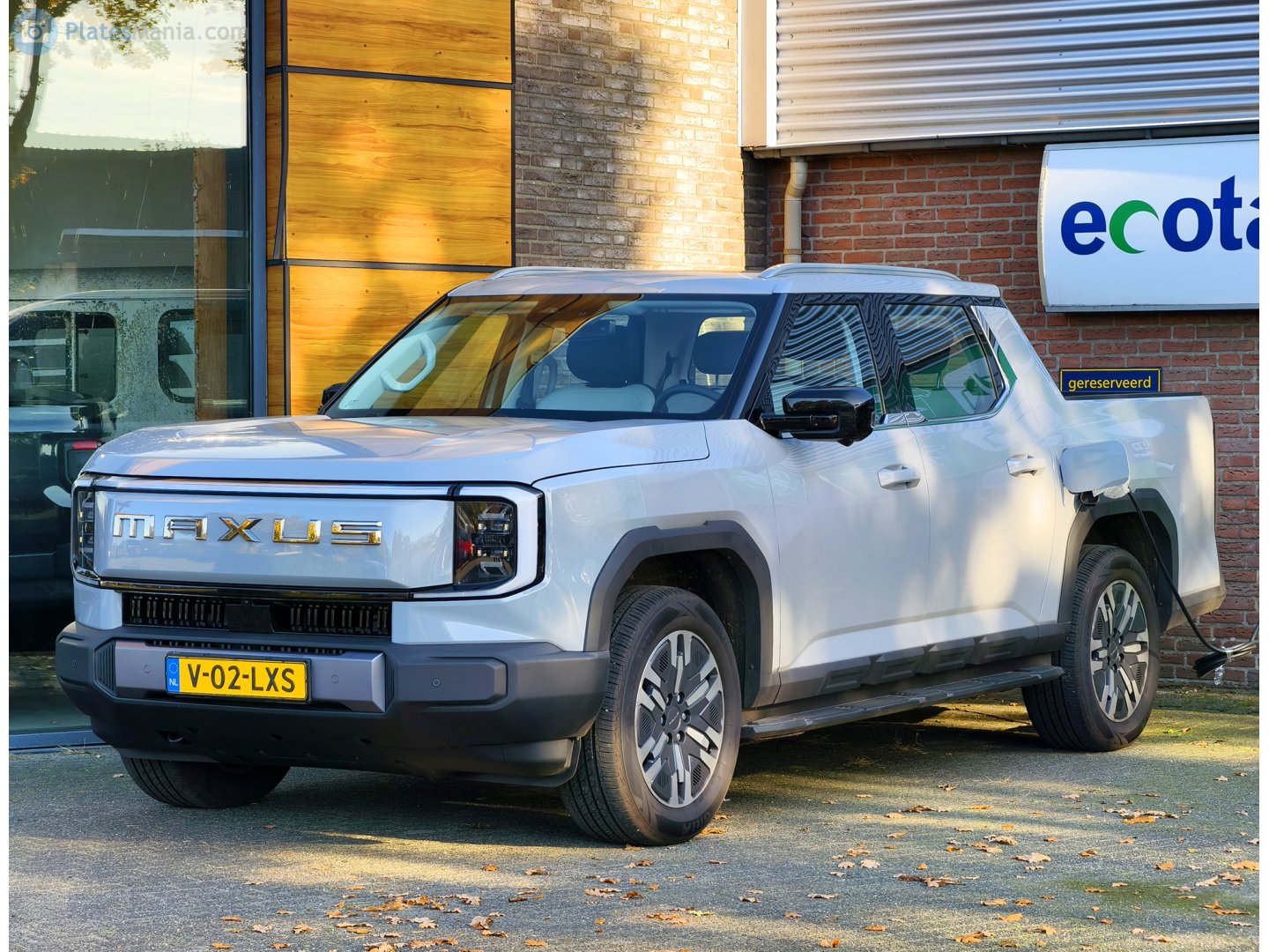 V-02-LXS, Maxus eTerron 9 