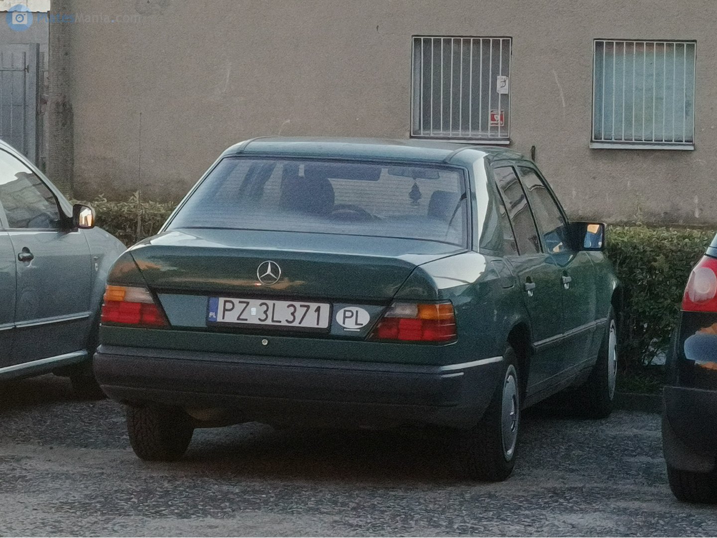 PZ 3L371, Mercedes-Benz E-Klasse 1st gen Sedan (W124), 1984­–1995