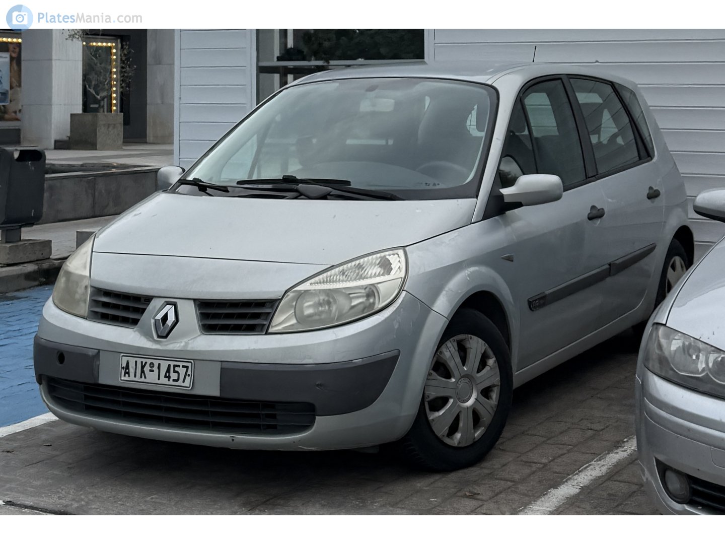 AIK-1457, Renault Scénic 2nd gen (J84), 2003–2009