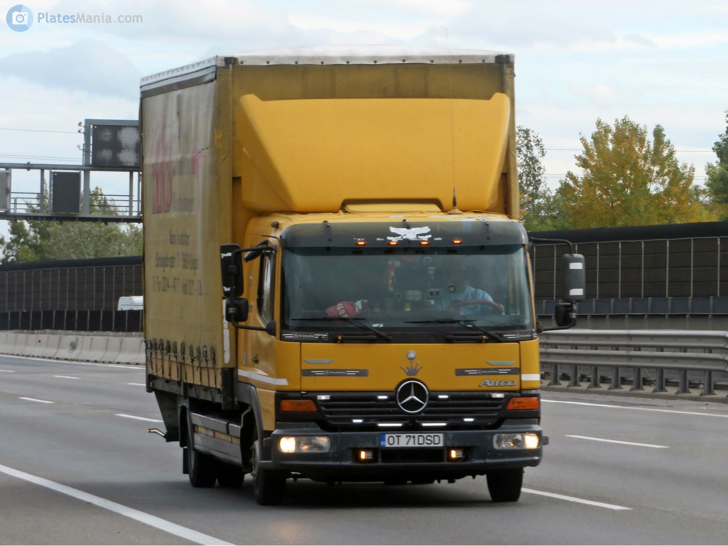 OT 71 DSD, Mercedes-Benz Atego 1st gen, 1998–2004