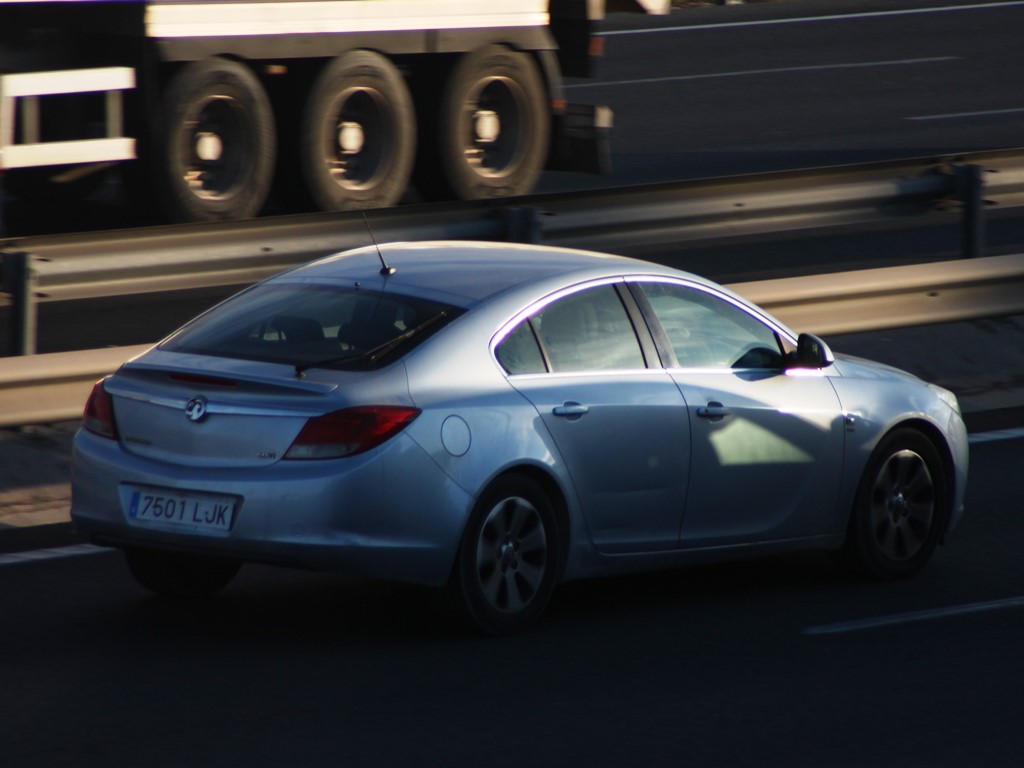 7501 LJK, Vauxhall Insignia 1st gen Sedan/Liftback (G09), 2008–2013