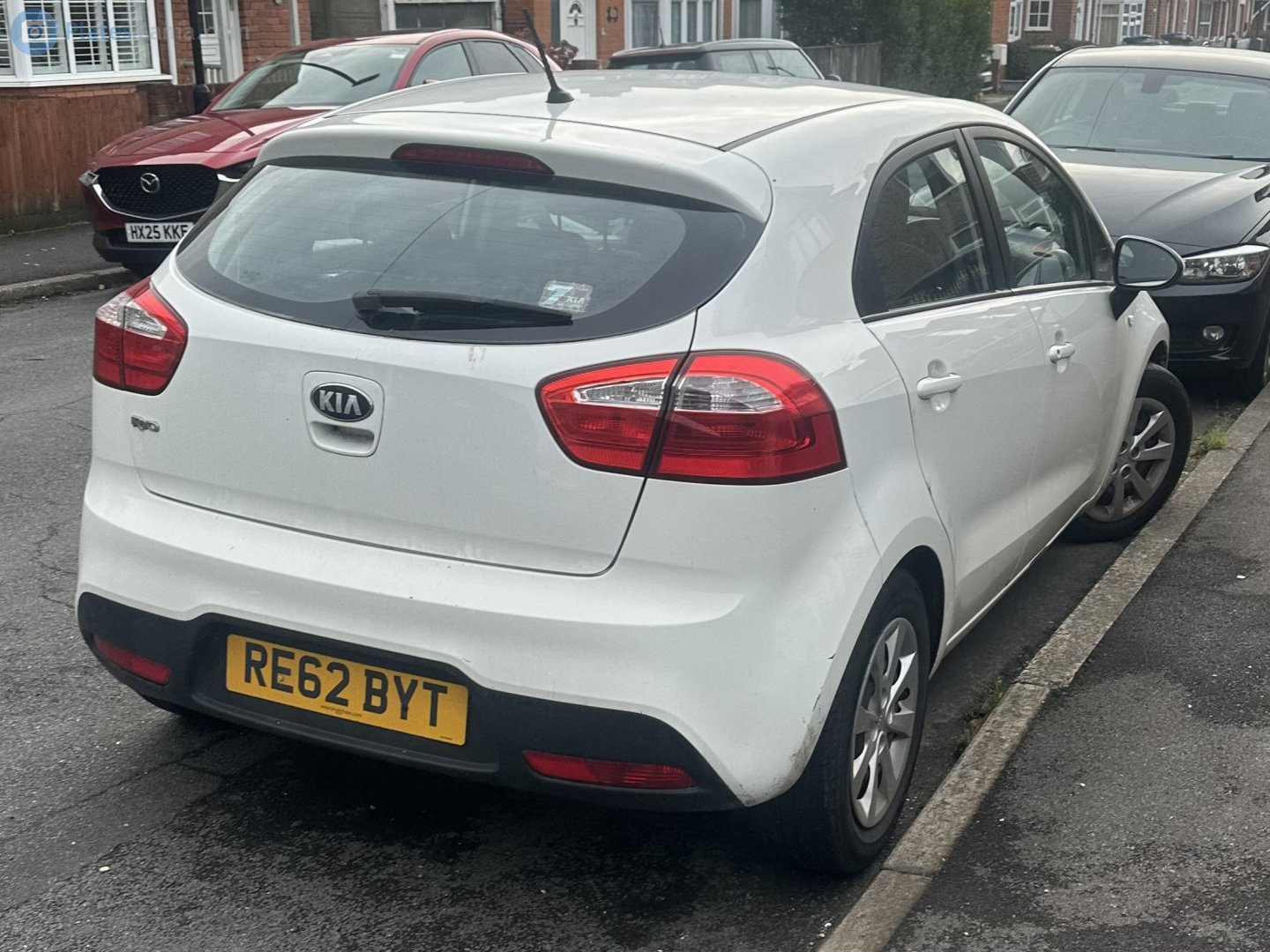 RE62BYT, Kia Rio 3rd gen 5-door Hatch (UB; Global-market), 2011–2017