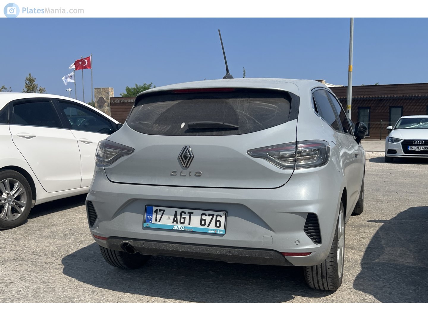 17 AGT 676, Renault Clio 5th gen (BJA), facelift, 2023–