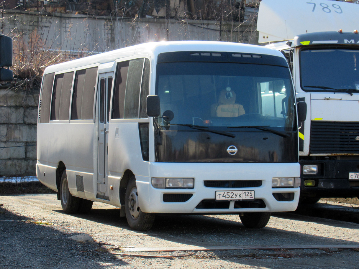 т 452 ук 125, Nissan Civilian 4rd gen (W41), 1999–2021
