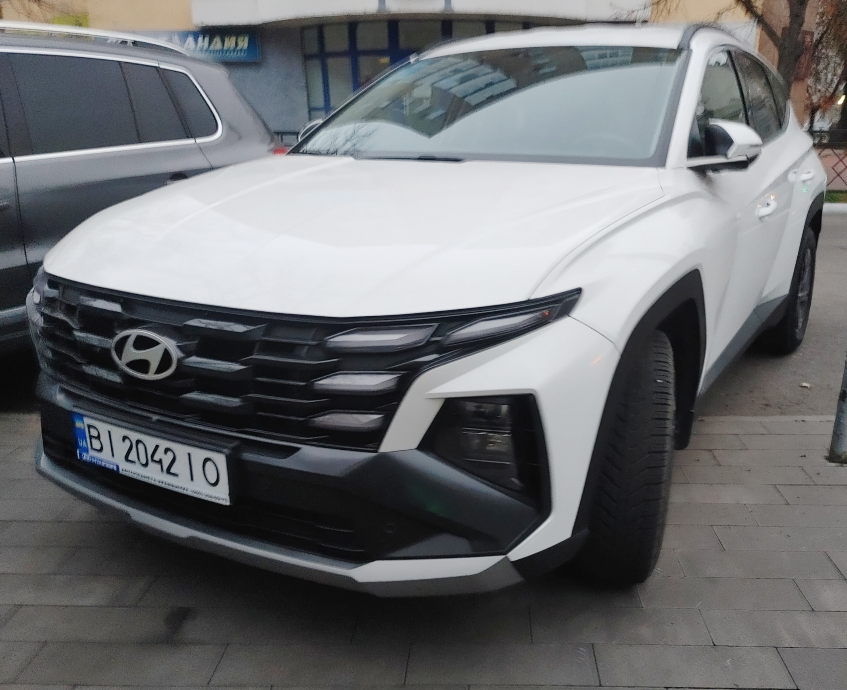 BI 2042 IO, Hyundai Tucson 