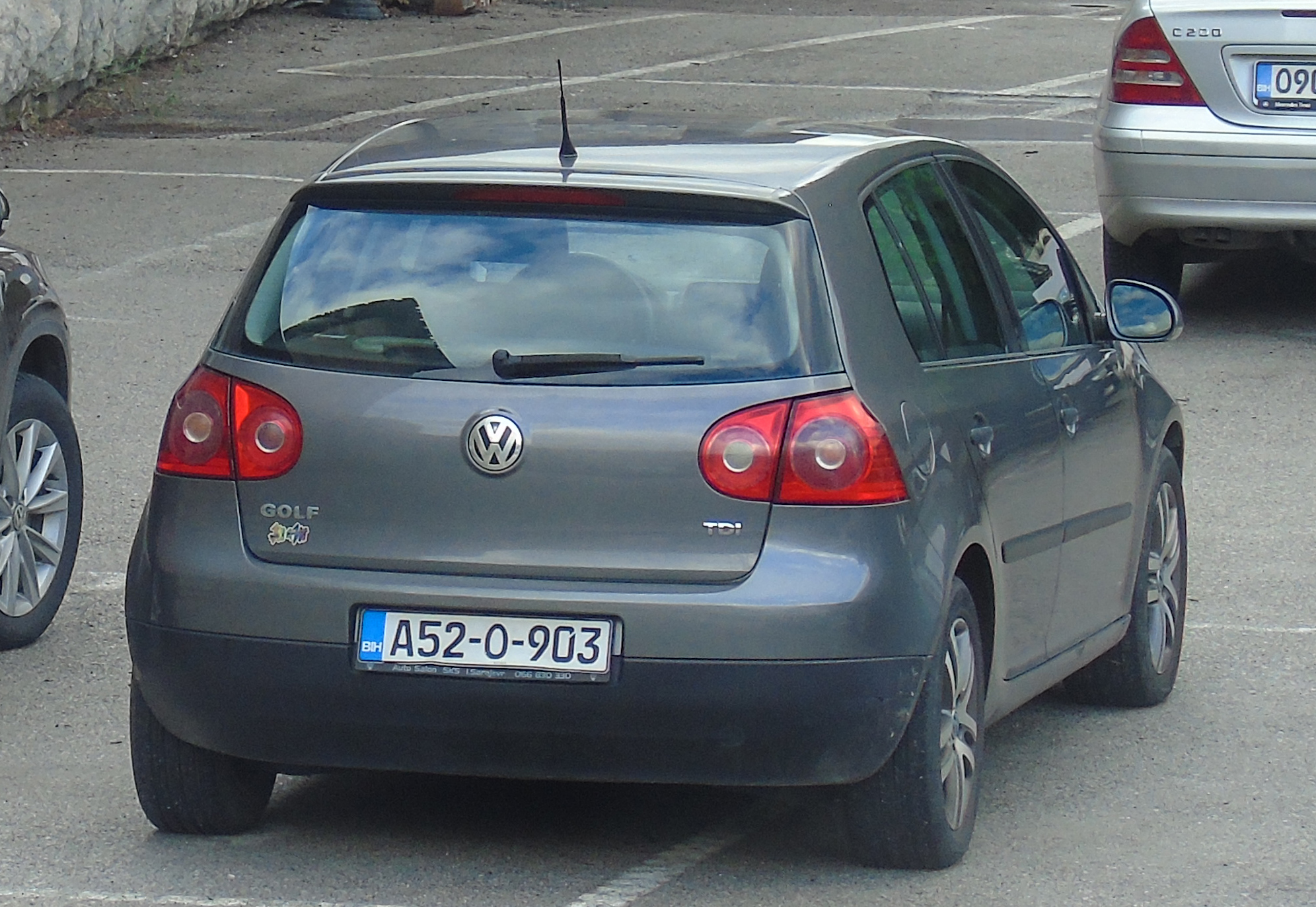 A52-O-903, Volkswagen Golf 5th gen 5-door Hatch (1K1), 2003–2008