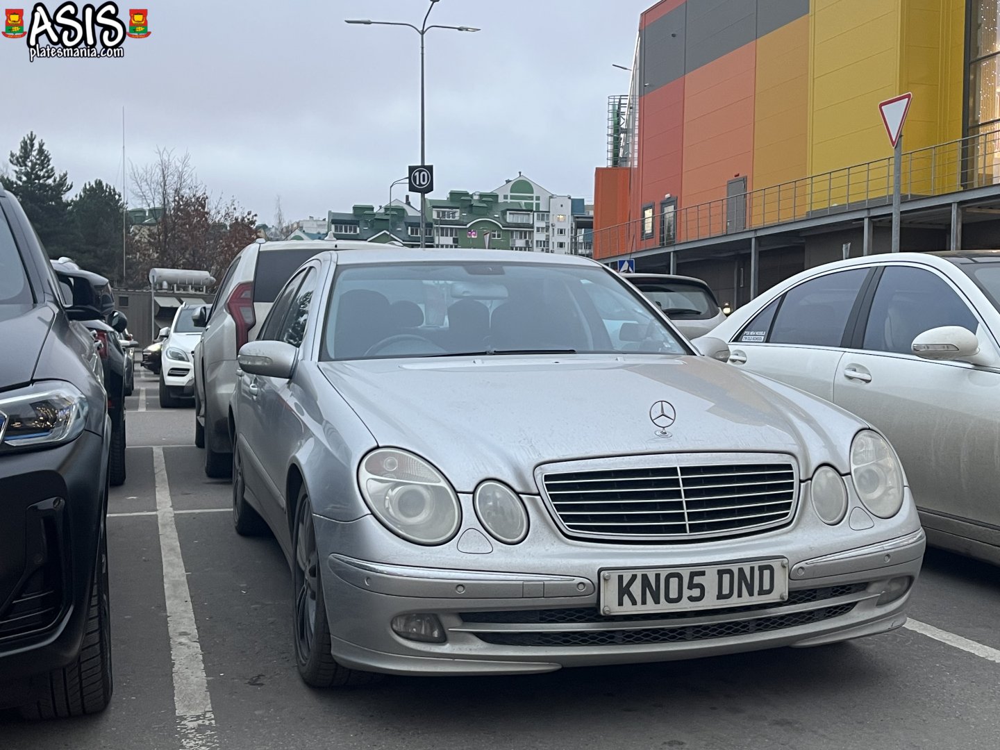 KN05DND, Mercedes-Benz E-Klasse 3rd gen Sedan (W211), 2002­–2009