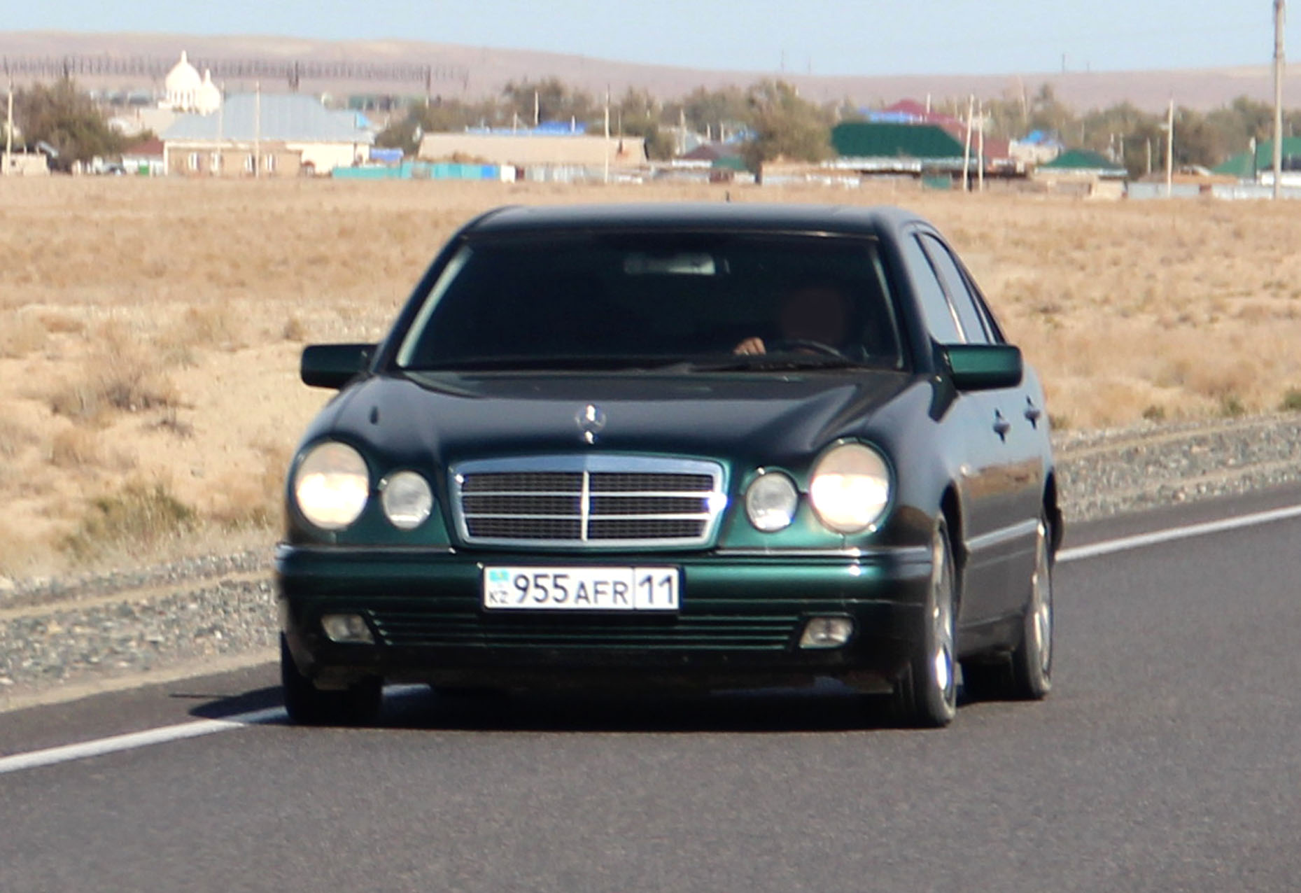 955 AFR 11, Mercedes-Benz E-Klasse 2nd gen Sedan (W210), 1995­–2002
