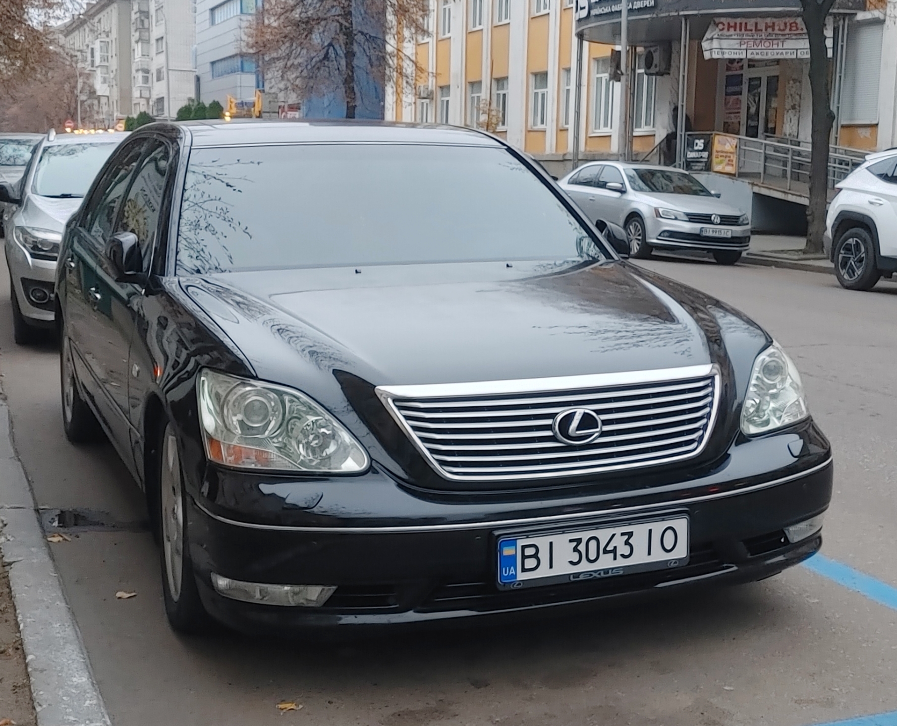 BI 3043 IO, Lexus LS 3rd gen (XF30), 2000–2006