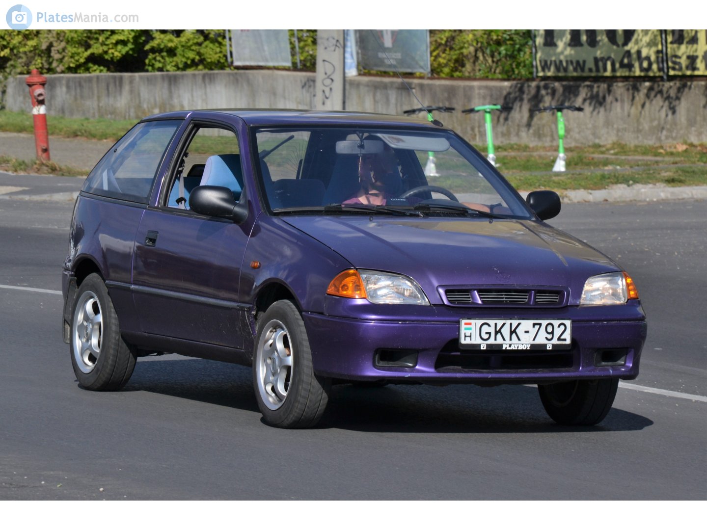 GKK-792, Suzuki Swift 2nd gen 3-door Hatch (SF), facelift, 1996–2004