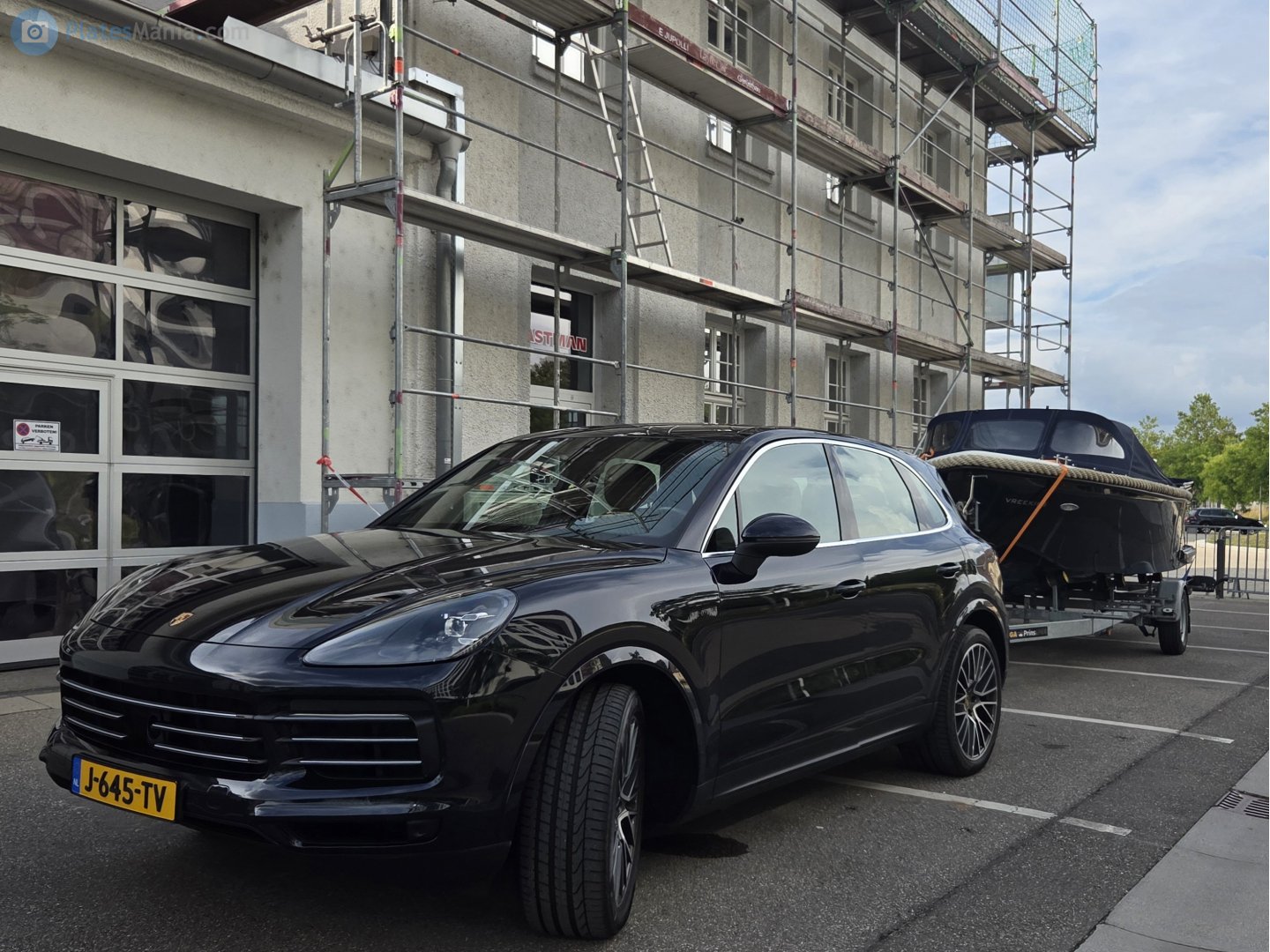 J-645-TV, Porsche Cayenne 3rd gen SUV (PO536; 9Y0), 2017–2023