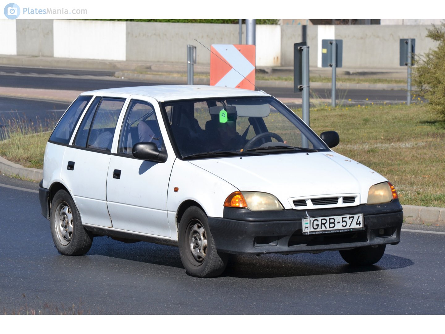GRB-574, Suzuki Swift 2nd gen 5-door Hatch (SF), facelift, 1996–2004