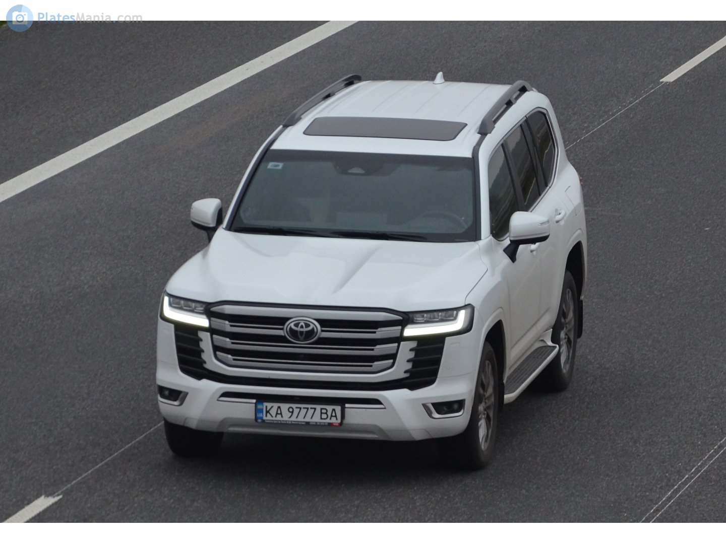 KA 9777 BA, Toyota Land Cruiser 