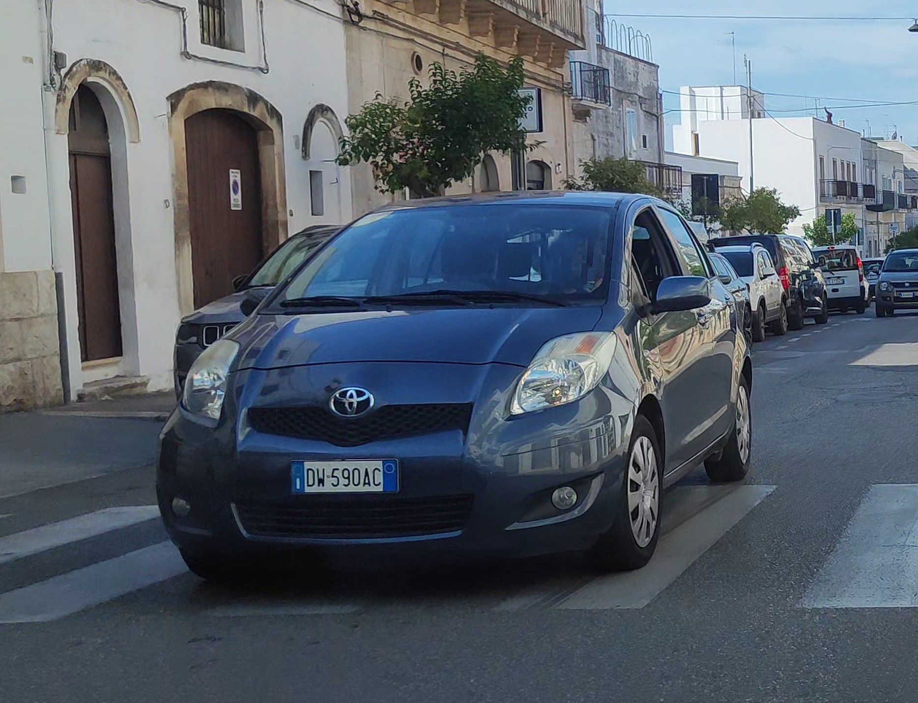 DW 590 AC, Toyota Yaris 2nd gen 5-door Hatch (XP90), 2005–2011