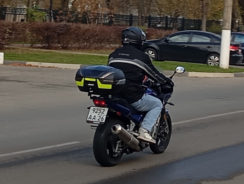 9252 аа 26, Yamaha FZ S1000 Fazer, 2001–2005