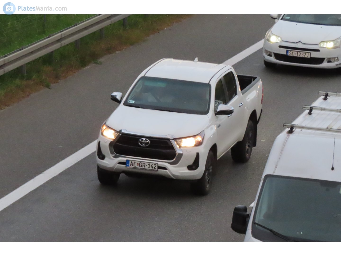 AE GR-142, Toyota Hilux 8th gen (AN120/AN130), 2015–