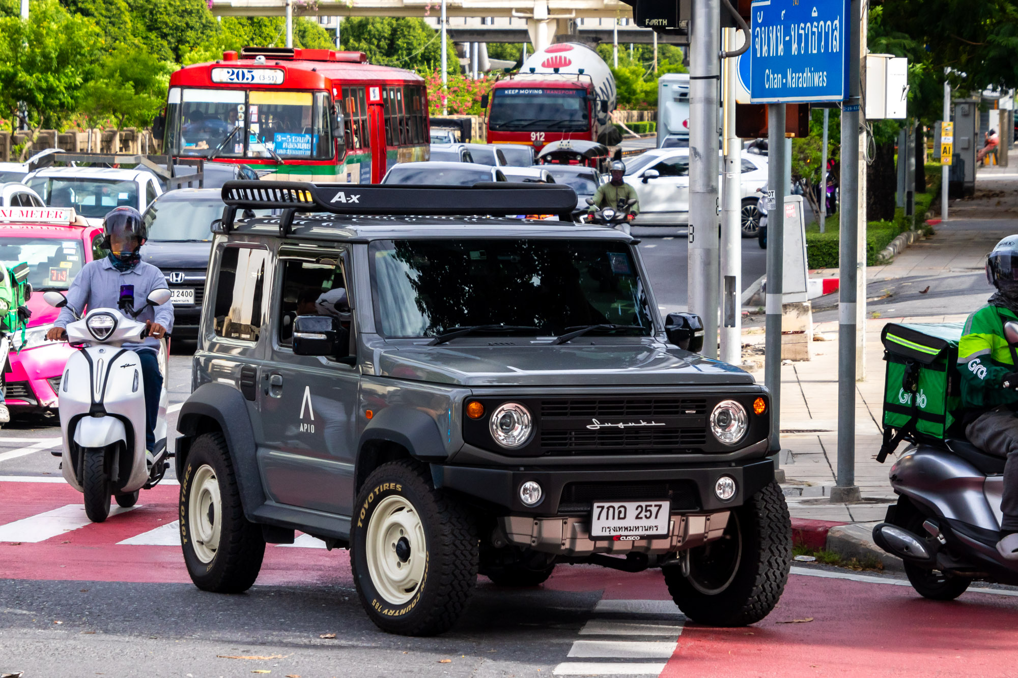 7กอ 257, Suzuki Jimny 4th gen 3-door SUV (JB64W/JB74W), 2018–