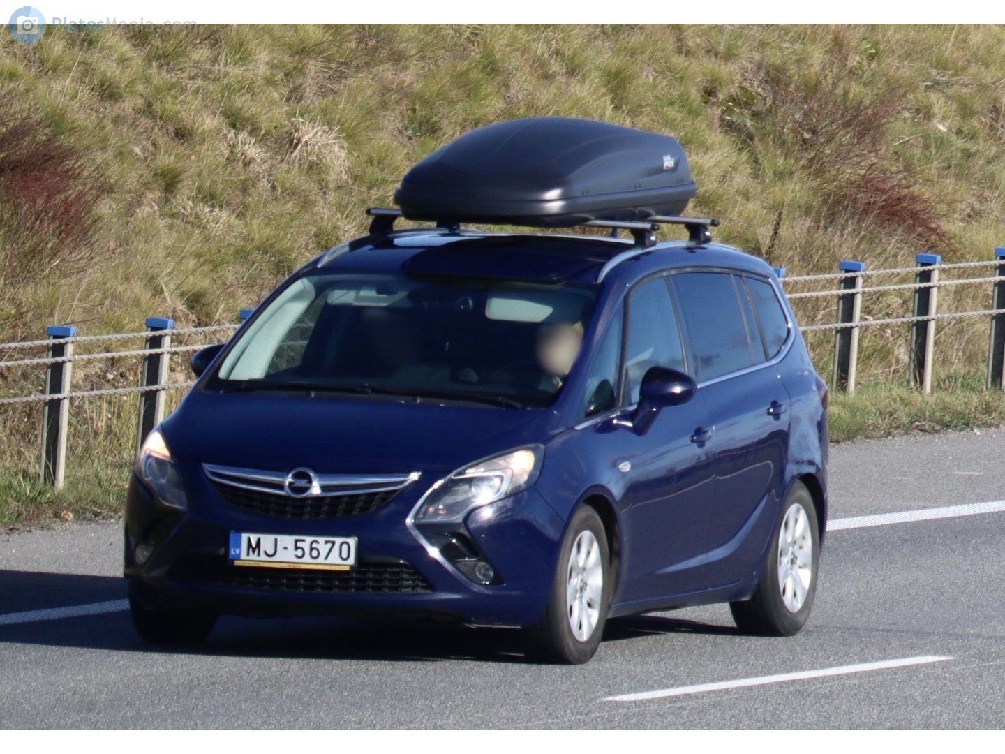 MJ-5670, Opel Zafira 3rd gen Tourer (C; P12), 2011–2016