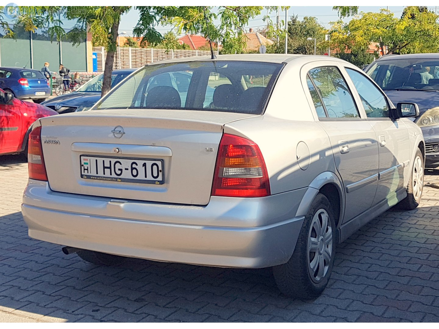 IHG-610, Opel Astra 2nd gen Sedan (G; T98), 1998–2009