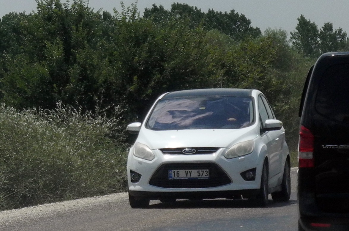 16 VY 573, Ford C-Max 