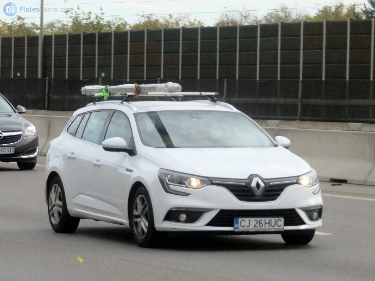 CJ 26 HUC, Renault Mégane 4th gen Estate Wagon (KFB), 2016–