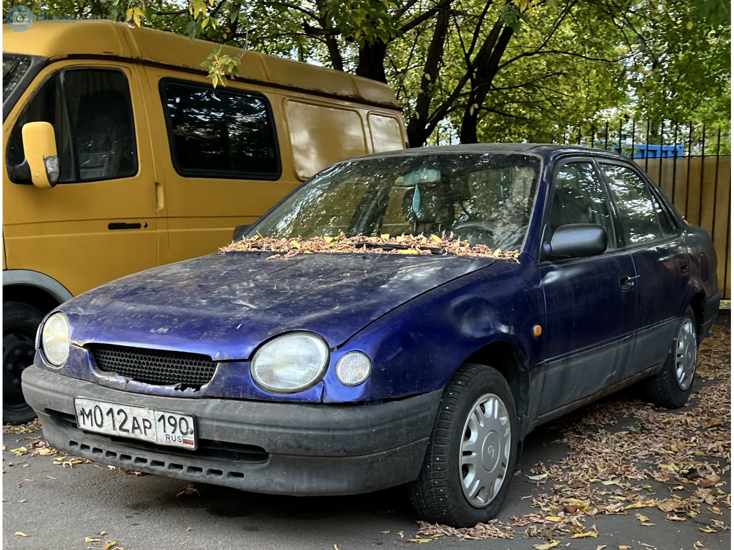 м 012 ар 190, Toyota Corolla 8th gen Sedan (E110; Global-market), 1995–2002