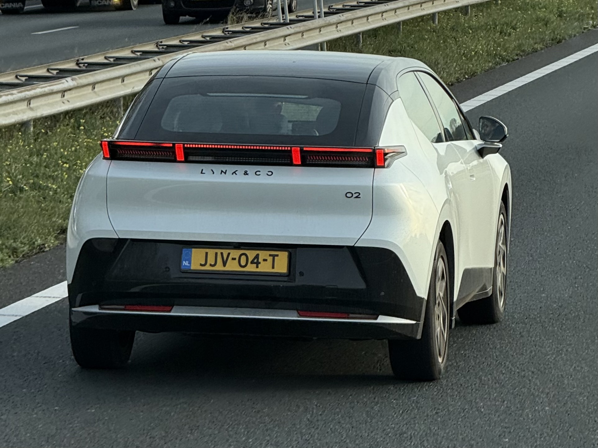 JJV-04-T, Lynk & Co 02 2nd gen Crossover, 2024–