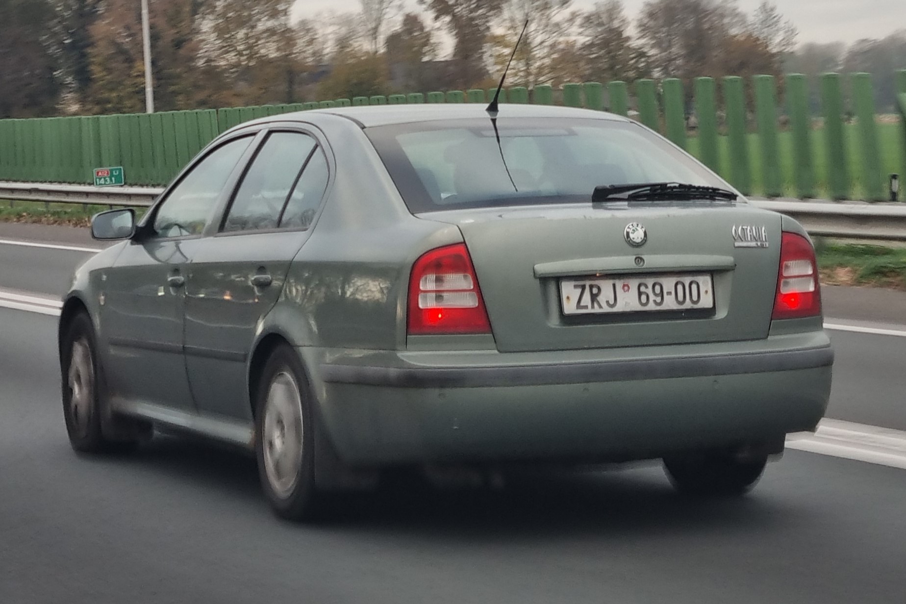 ZRJ 69-00, Skoda Octavia 1st gen Liftback (A4/1U2), 1996–2010