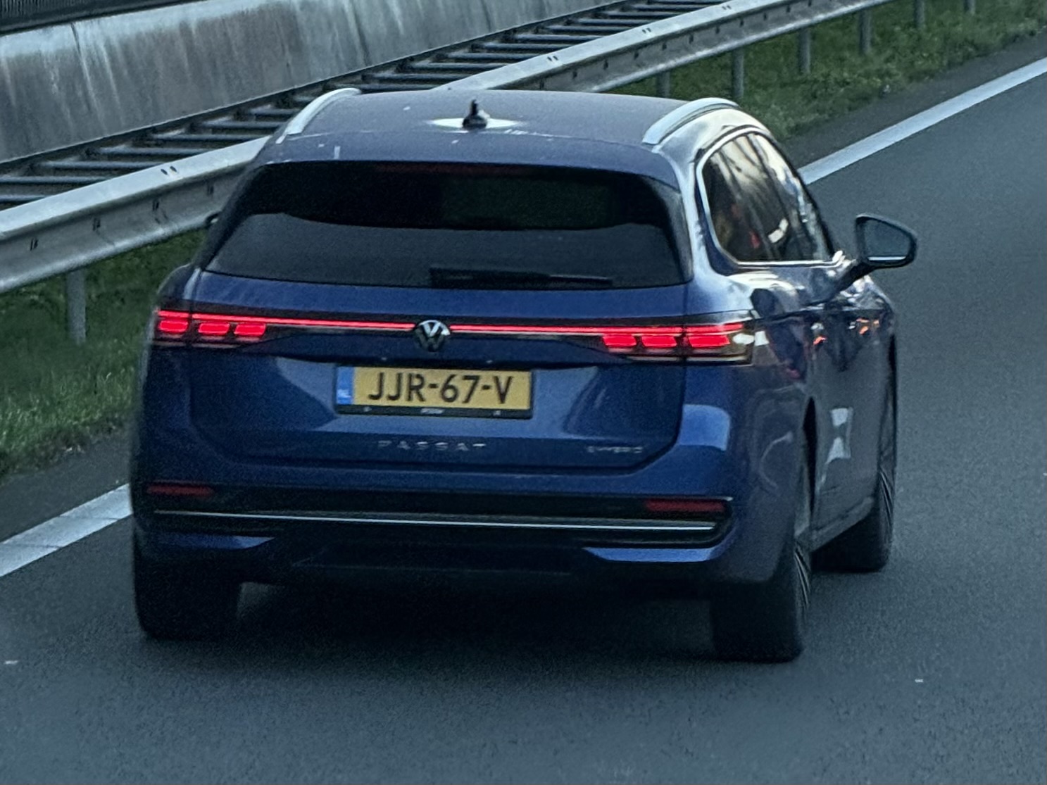 JJR-67-V, Volkswagen Passat 9th gen Variant (B9; 3J), 2023–