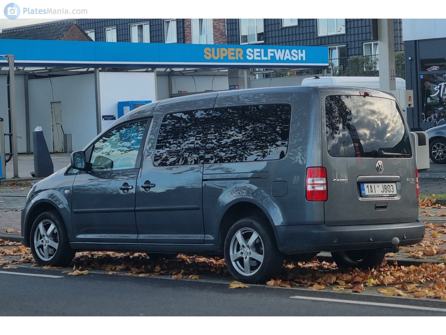 1AI J803, Volkswagen Caddy 3rd gen (2K), 1st facelift, 2010–2015