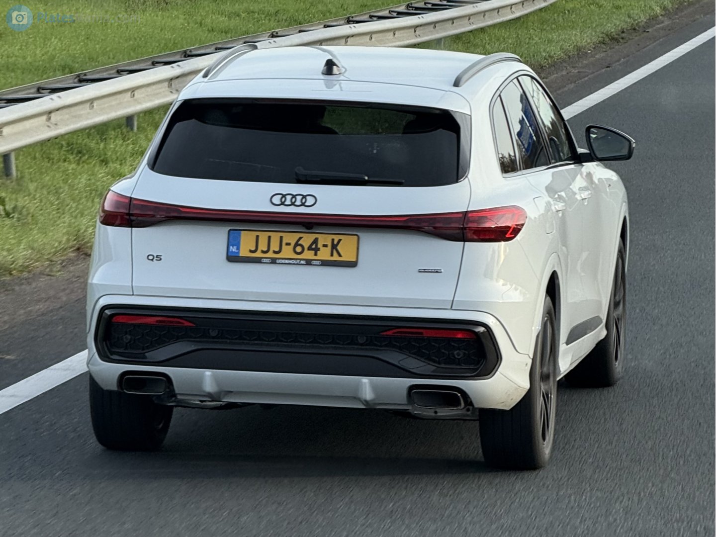 JJJ-64-K, Audi Q5 3rd gen SUV, 2025–