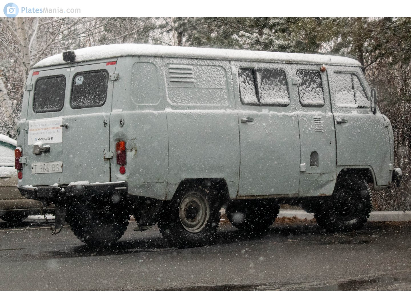 T 966 BS, UAZ 452 3909 Combi Van, 1996–