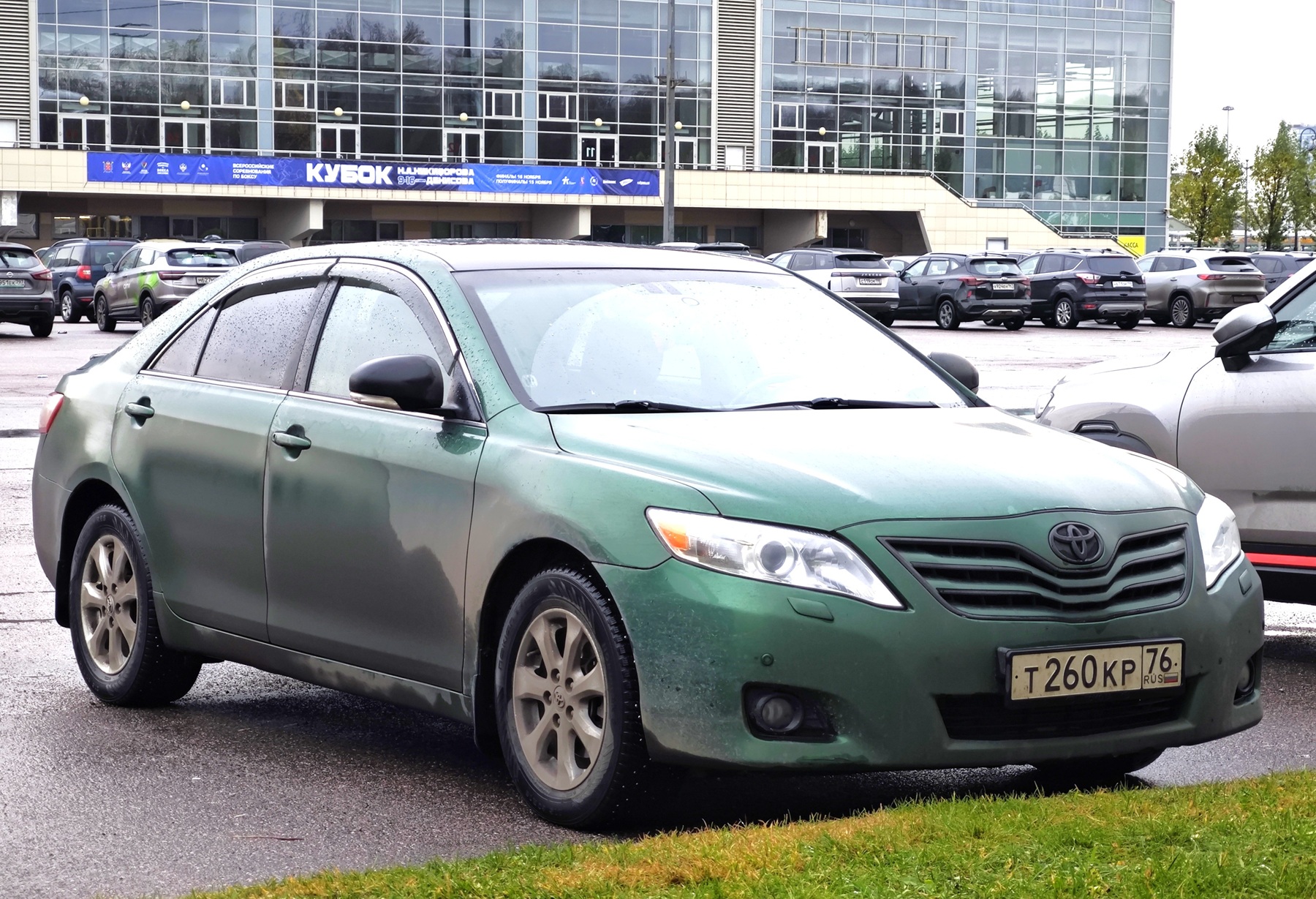 т 260 кр 76, Toyota Camry 