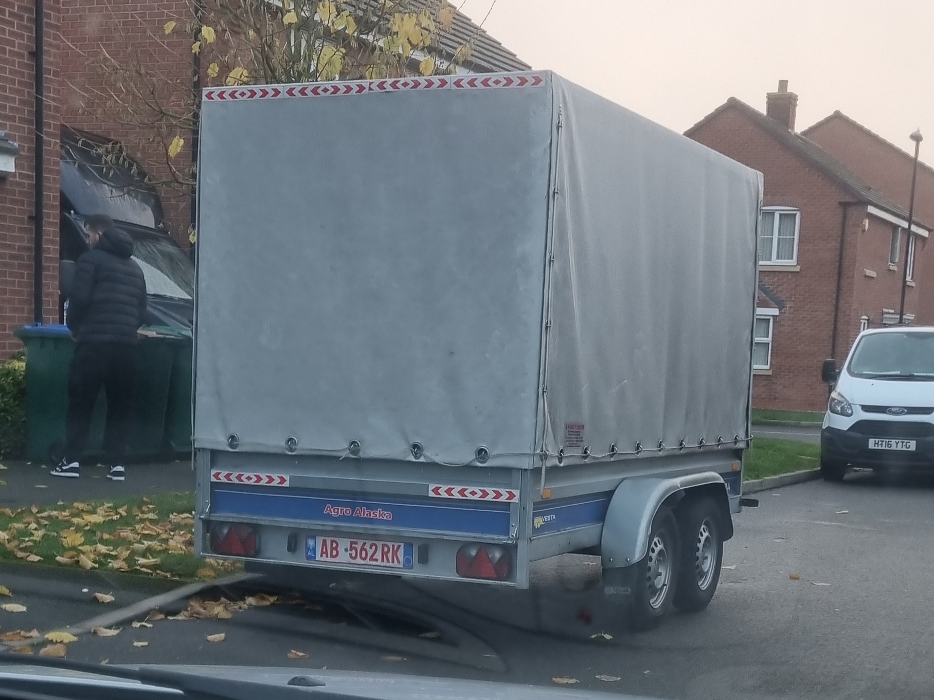 AB 562 RK, Cars (2011) 