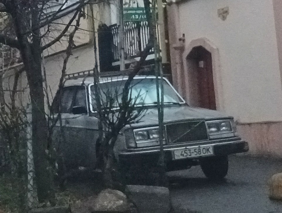 16 453-58 OK, Volvo 240-Series 1st gen 4-door Sedan (244), facelift, 1978–1993