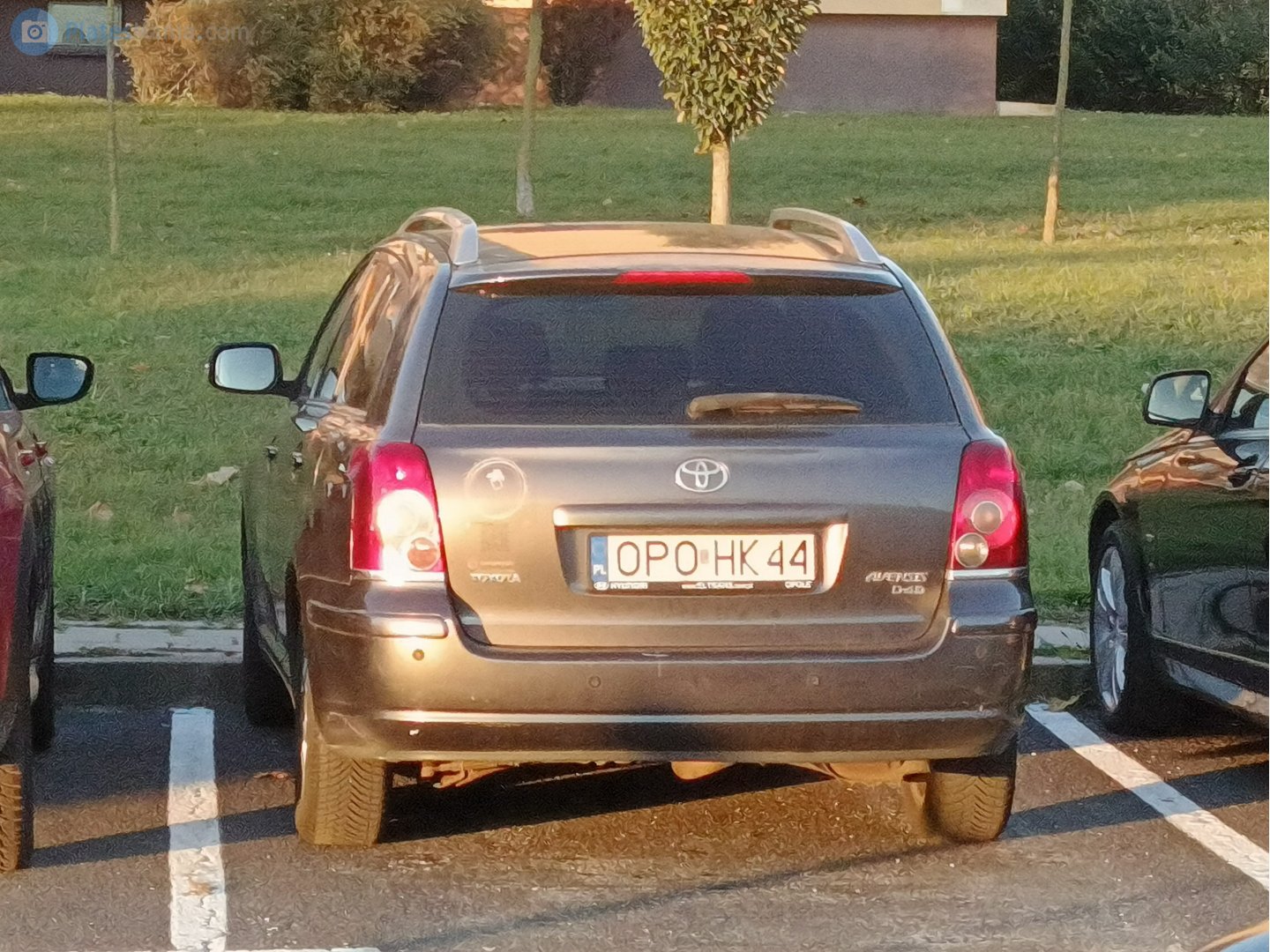 OPO HK44, Toyota Avensis 2nd gen Wagon (T250), 2003–2009