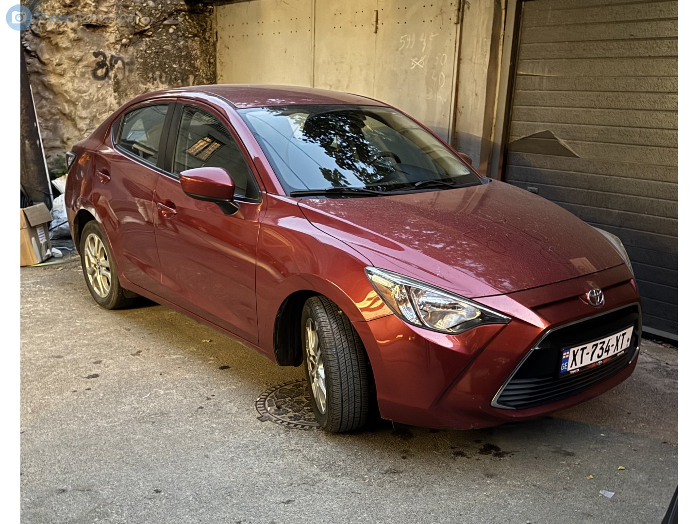 XT-734-XT, Toyota iQ 1st gen (AJ10), 2008–2016