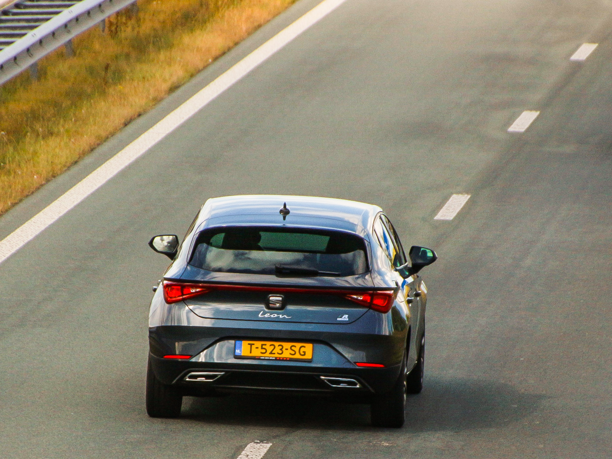 T-523-SG, SEAT León 4th gen Hatch (KL1), 2020–