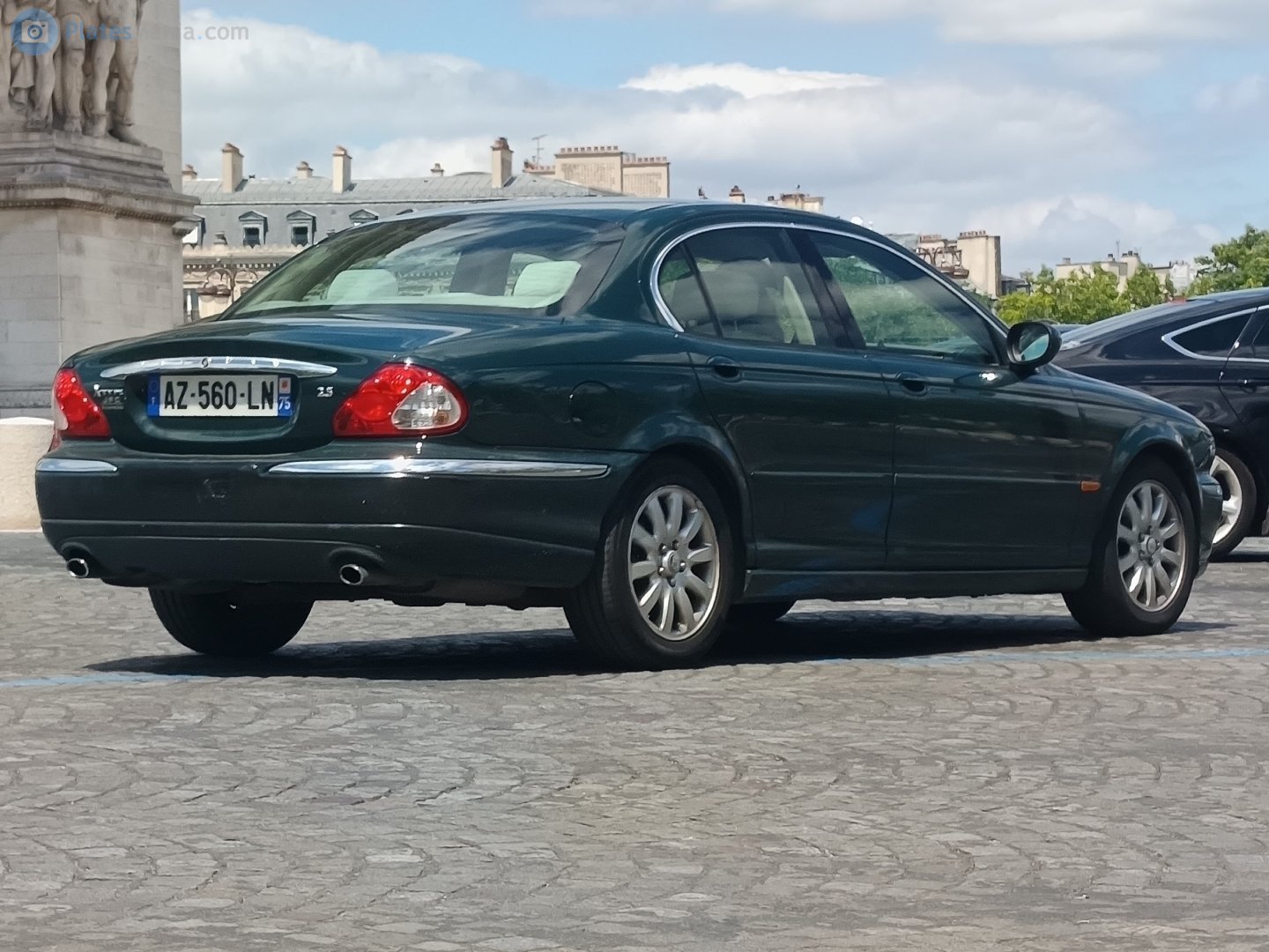 AZ-560-LN, Jaguar X-Type 1st gen Sedan (X400), 2001–2009