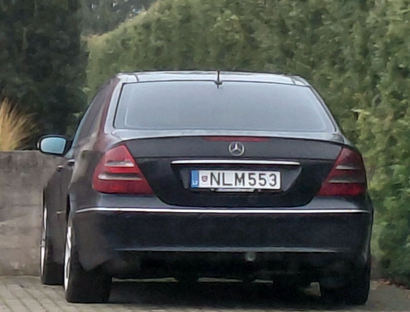 NLM 553, Mercedes-Benz E-Klasse 3rd gen Sedan (W211), 2002­–2009