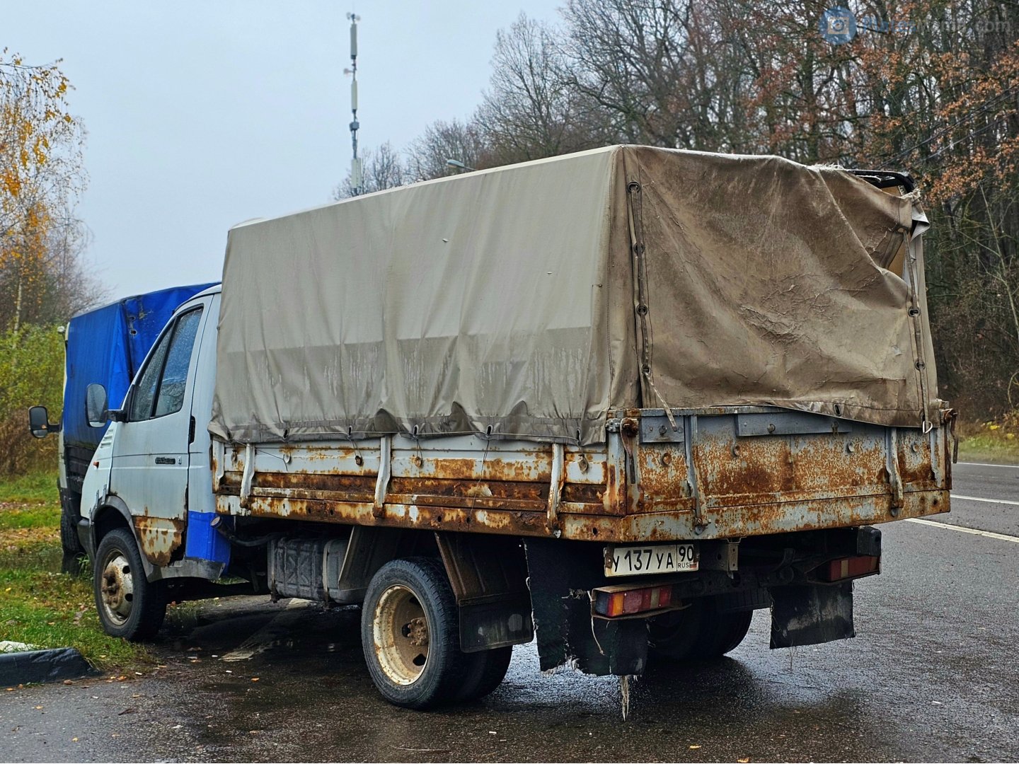 у 137 уа 90, GAZ 3302 ГАЗель 1-3302 Single Cab, 1994–2003