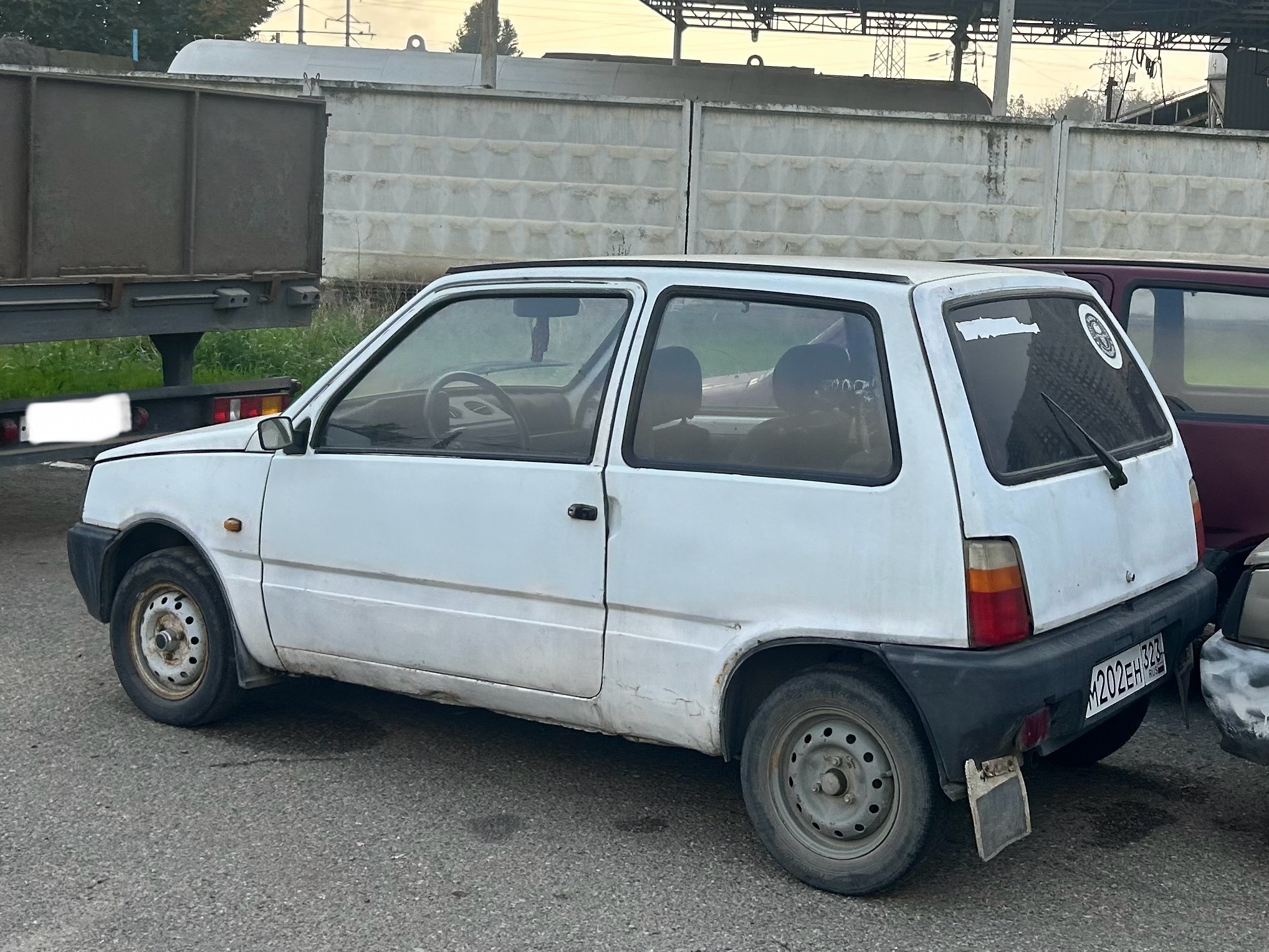 м 202 ен 323, Lada (VAZ) 1111 Ока 