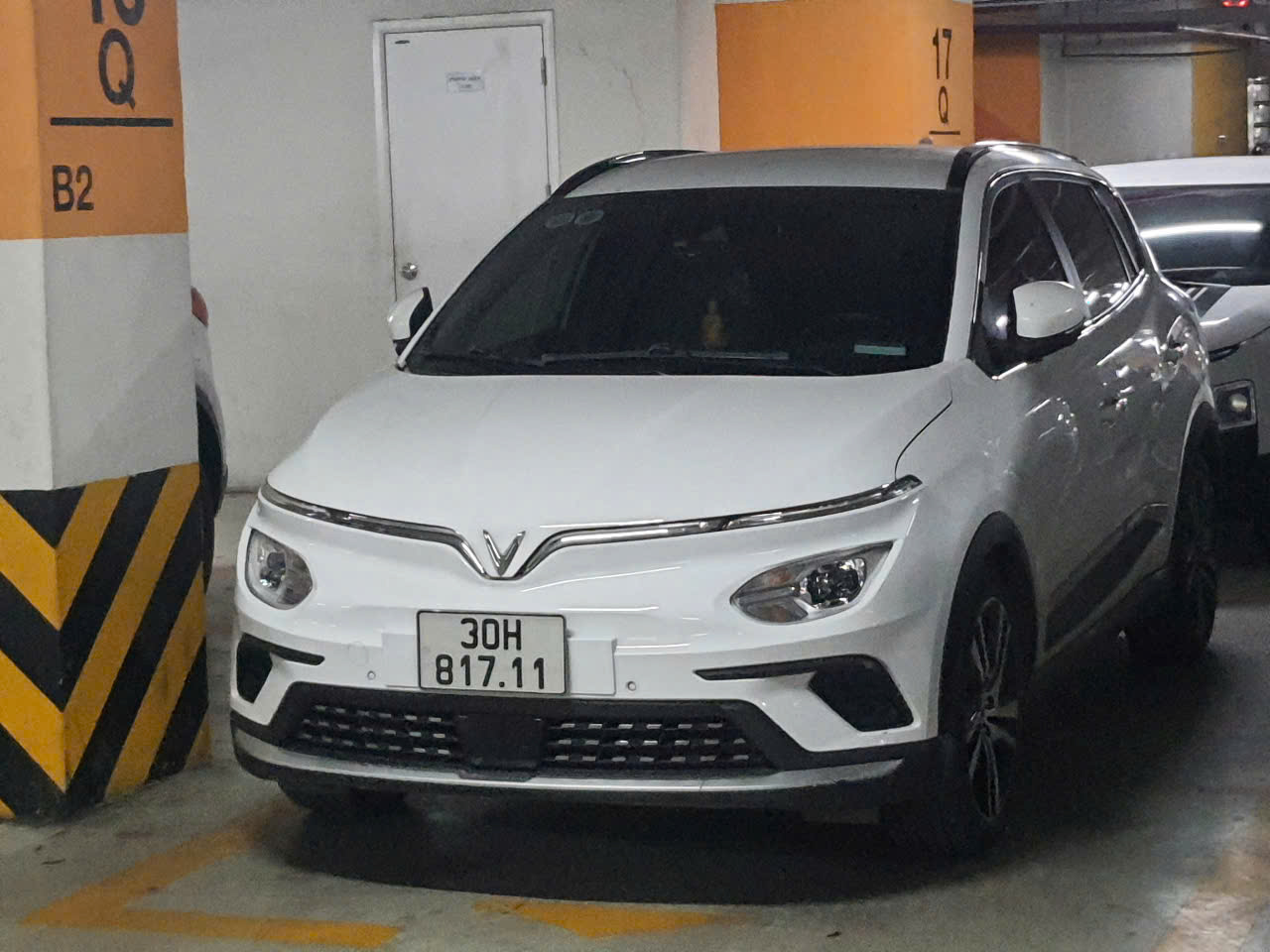 30H-817.11, VinFast VFe34 1st gen, 2021–